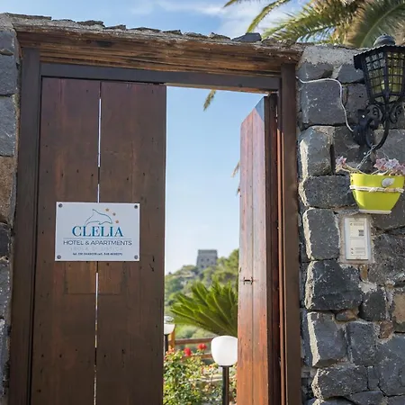 Clelia Vista Mare